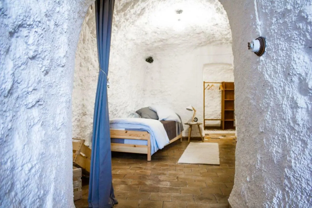 Cueva De Lindaraja Villa Granada